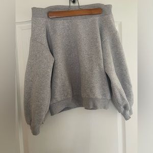 Grey off the shoulder H&M sweater.